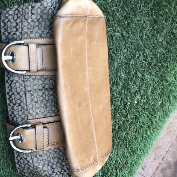 Couch purse 80.00 for sale nice purse for a gift or just for yourself clean nice - Picture 5 of 5